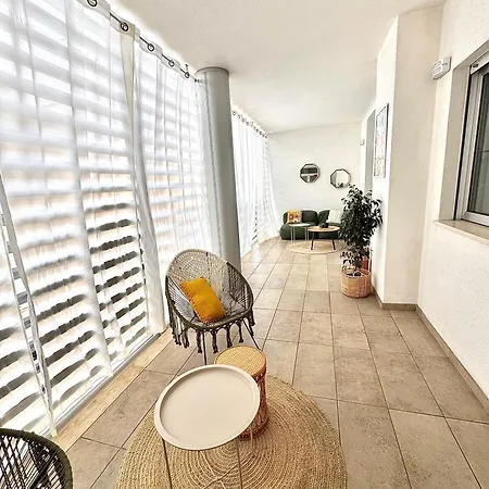 Aptments2 - Real Estate Solutions Apartmán