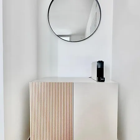 Aptments2 - Real Estate Solutions *